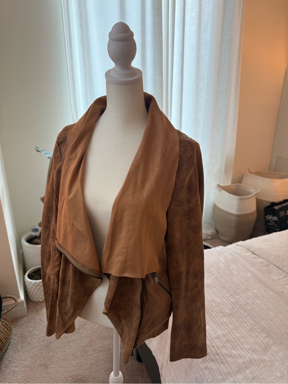 Women's Draped Suede Moto Jacket - Tan